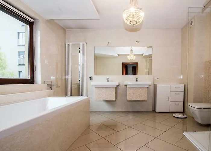 Lägenhet Hierowskiego 60g