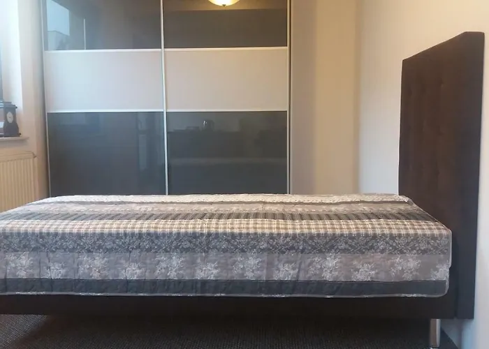 Hierowskiego 60g דירה *