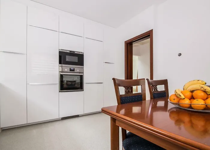 Hierowskiego 60g Lägenhet *